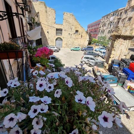 Residenza Tarzana Hotel Palermo Luaran gambar
