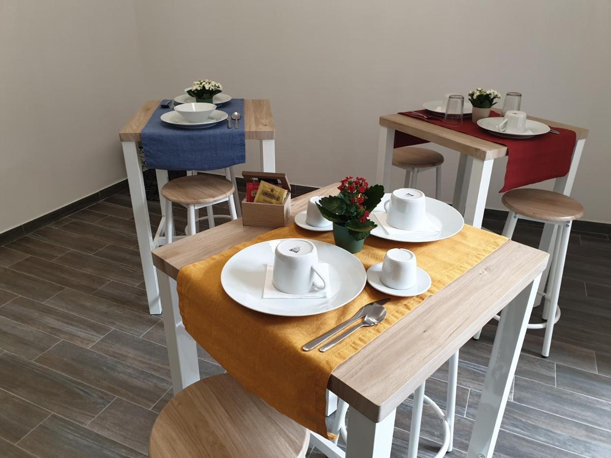 Residenza Tarzana Hotel Palermo Luaran gambar