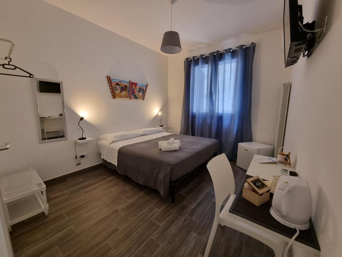 Residenza Tarzana Hotel Palermo Luaran gambar