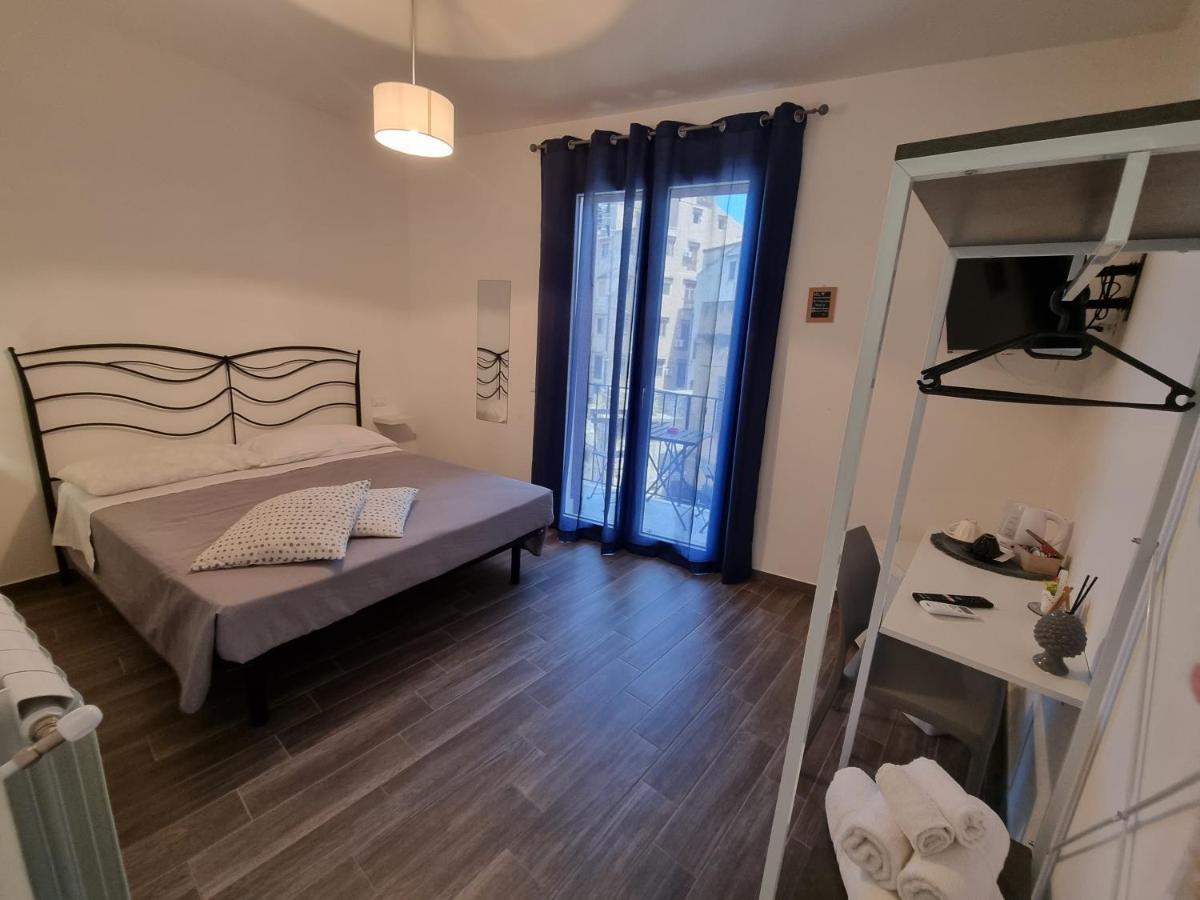 Residenza Tarzana Hotel Palermo Luaran gambar