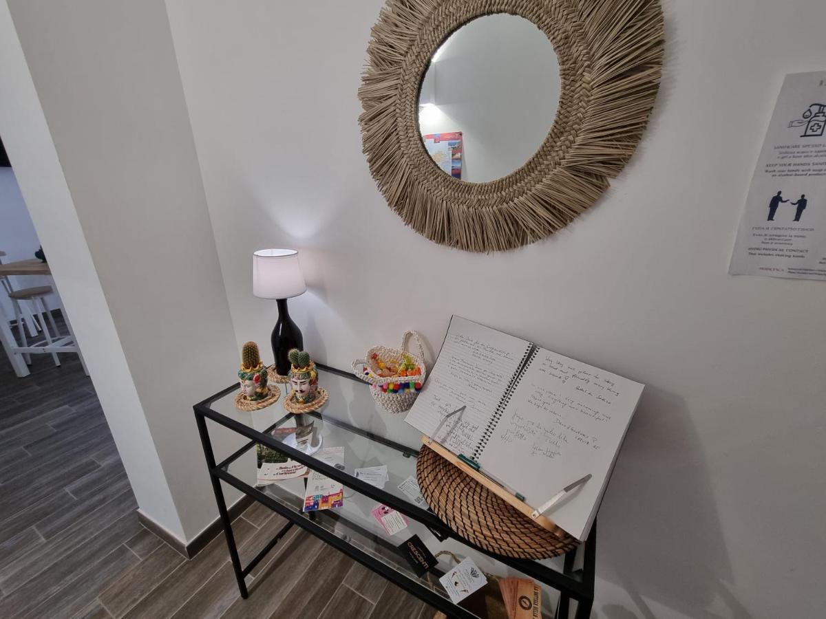 Residenza Tarzana Hotel Palermo Luaran gambar